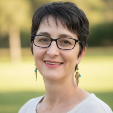 Profile photo of Stephanie